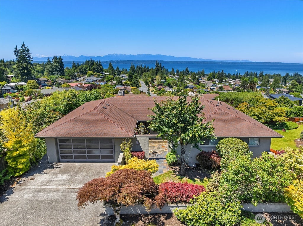 Photo of 227 Highland Drive, Edmonds, WA 98020 (MLS # 2553125)