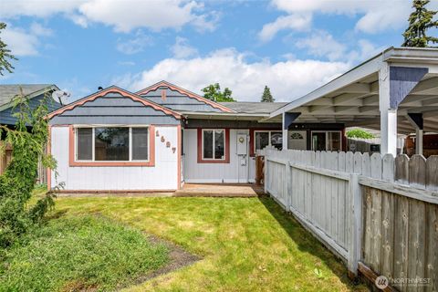 Photo of 1627 120th Street S, Tacoma, WA 98444 (MLS # 2535654)
