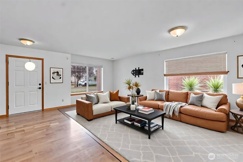 728 95th Court SE