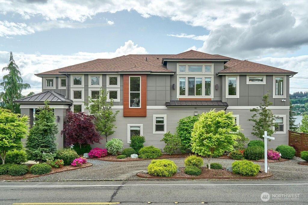 Photo of 3319 Burnett Avenue N, Renton, WA 98056 (MLS # 2370592)