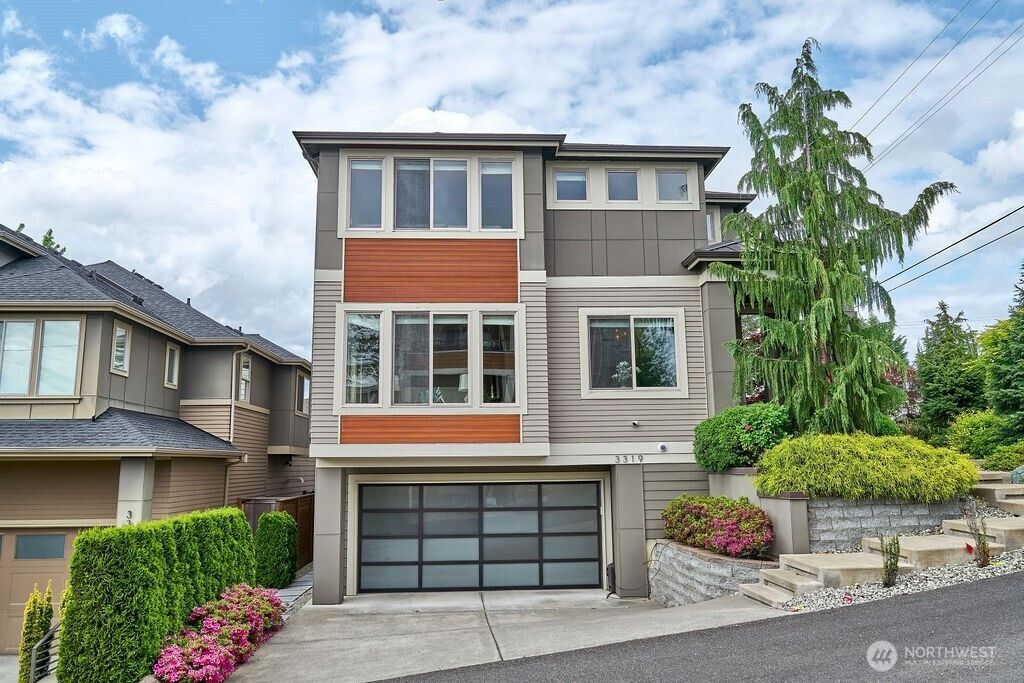 Photo of 3319 Burnett Avenue N, Renton, WA 98056 (MLS # 2370592)