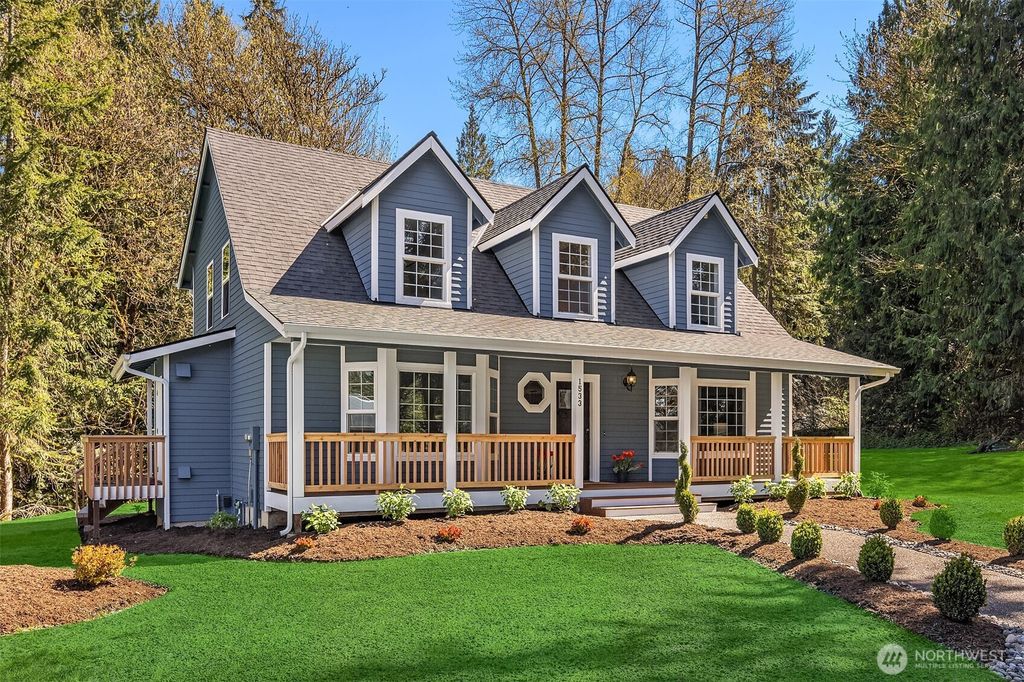 Photo of 1533 SE 167th Ave Ave, Snohomish, WA 98290 (MLS # 2409726)