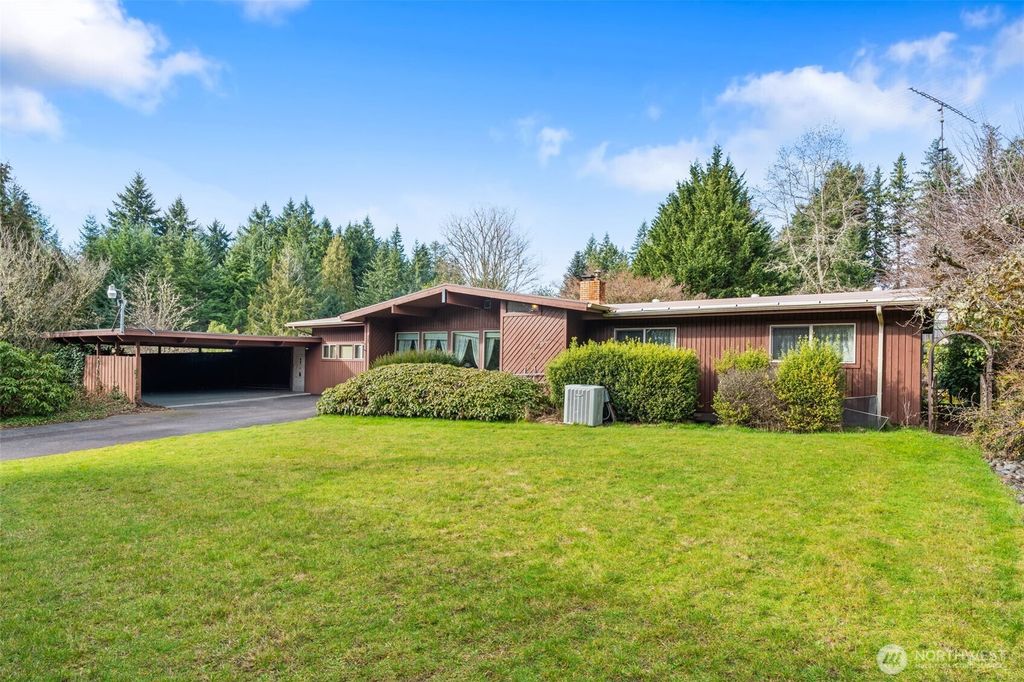 Photo of 1515 Seminary Hill Rd, Centralia, WA 98531 (MLS # 2486549)