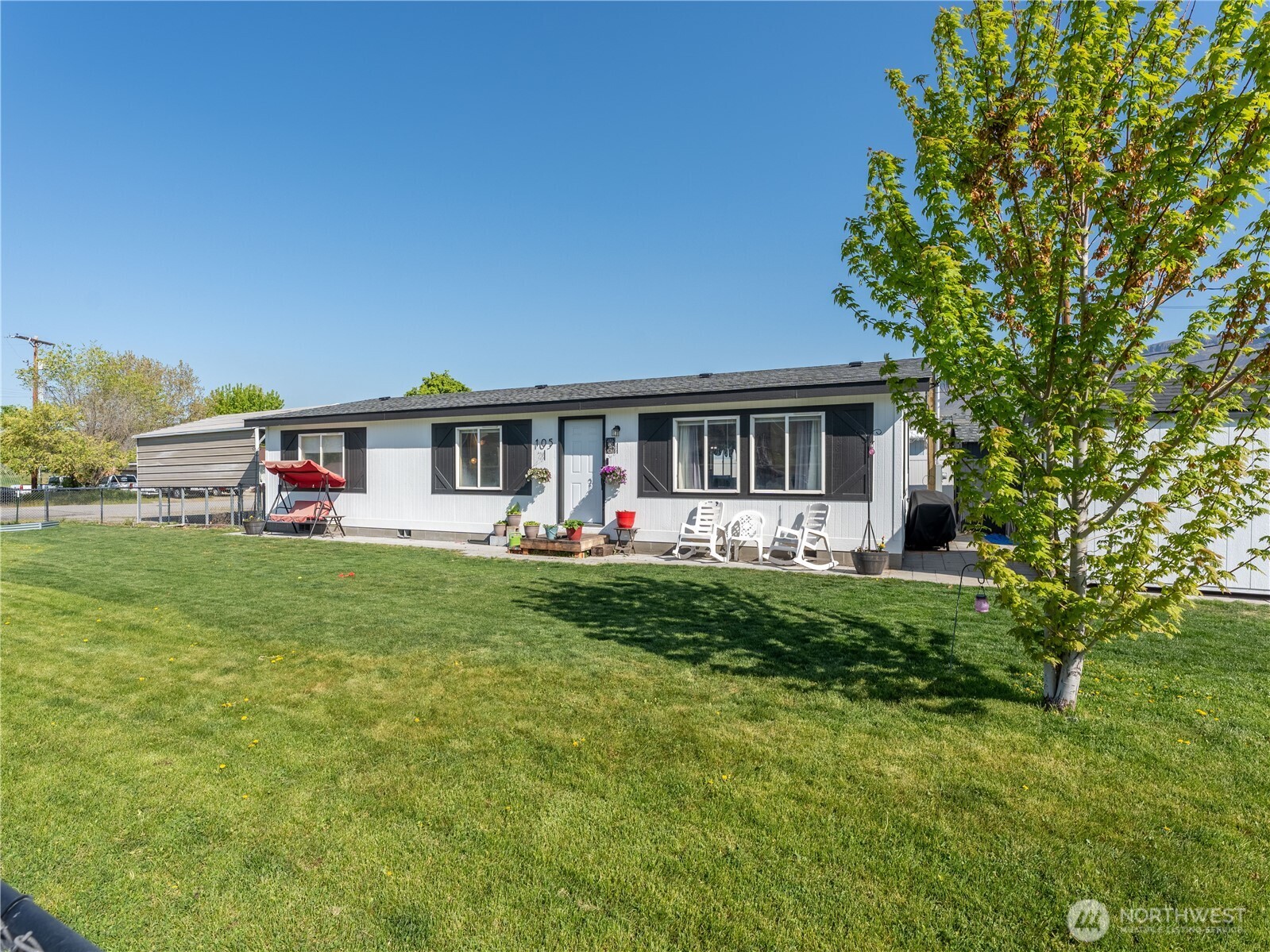 105 3rd Street SW
