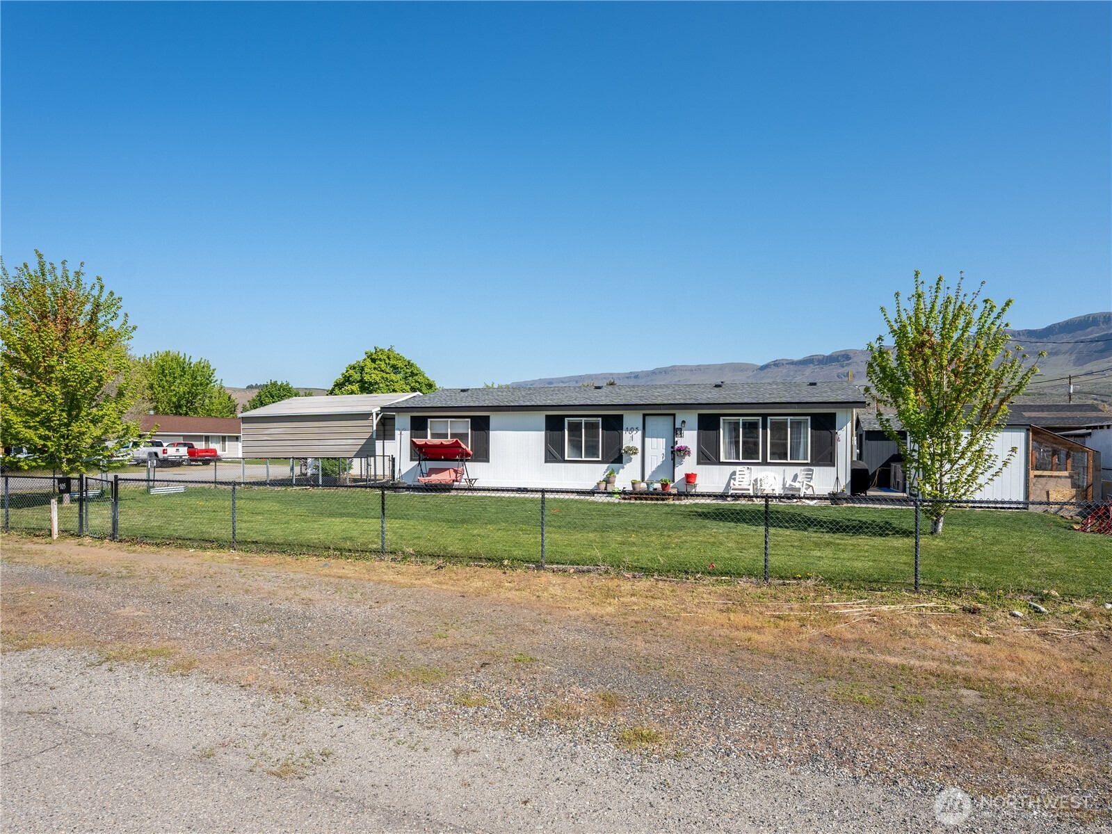 105 3rd Street SW