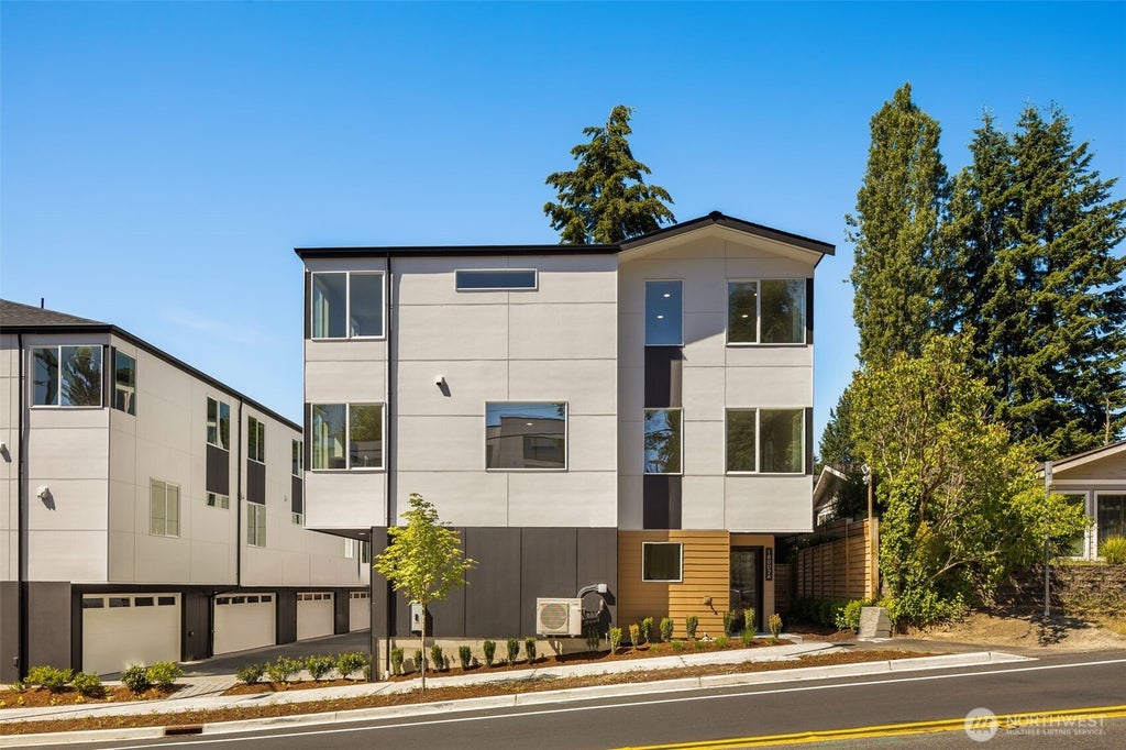 Photo of 18002 B 10th Avenue NE, Shoreline, WA 98155 (MLS # 2552373)