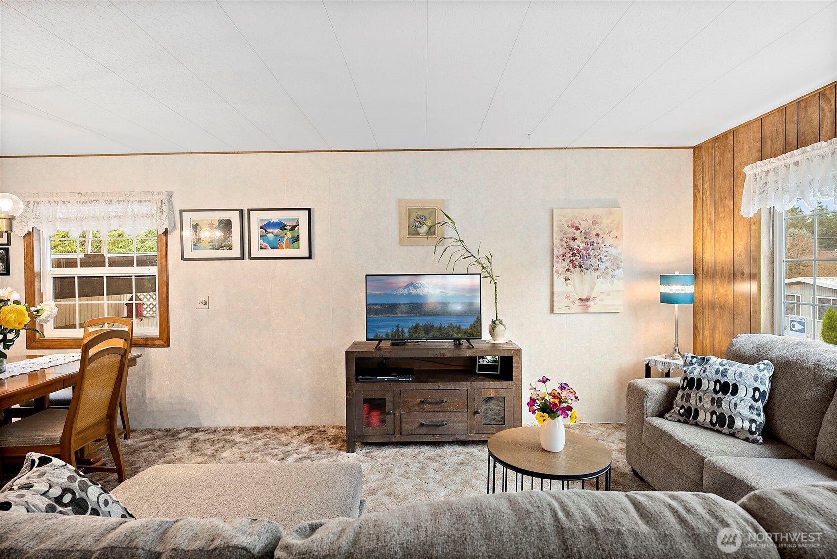 9314 Canyon Road E 82