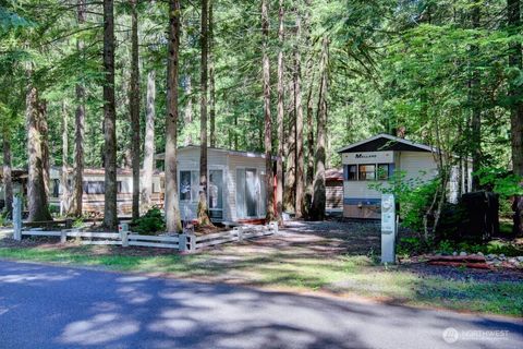 109 Riverside Drive Deming WA 98244