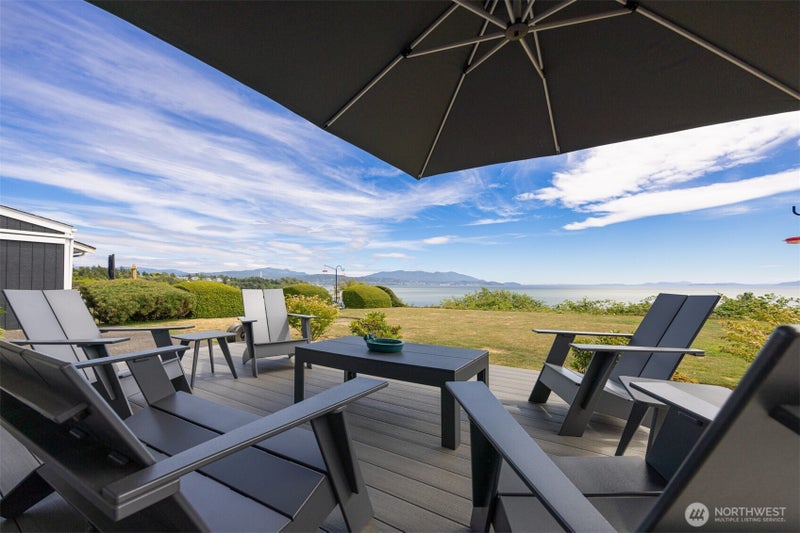 3919 Cliffside Drive