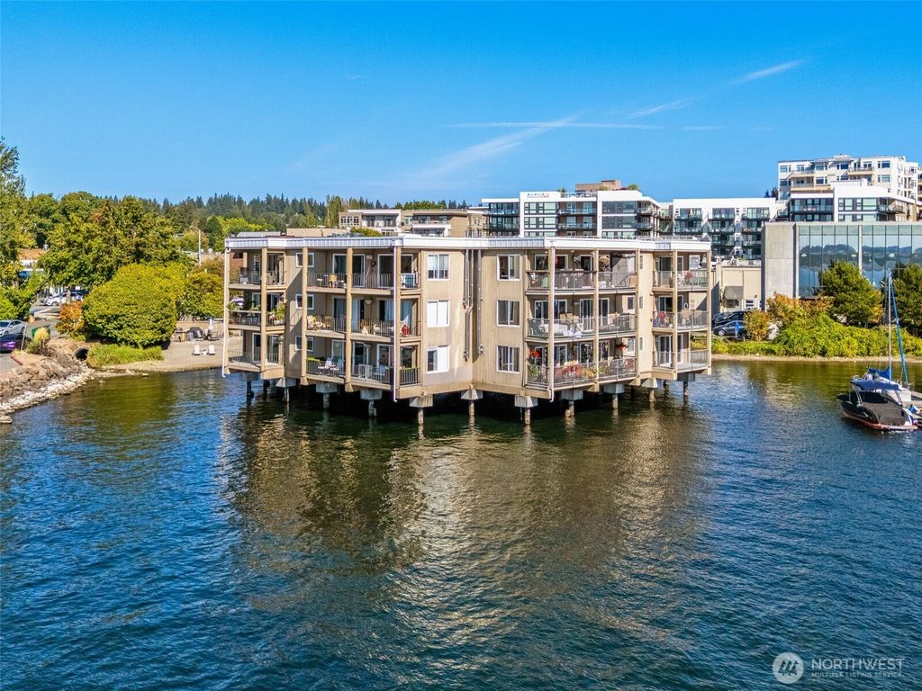 Photo of 65 Kirkland Avenue #201, Kirkland, WA 98033 (MLS # 2436067)