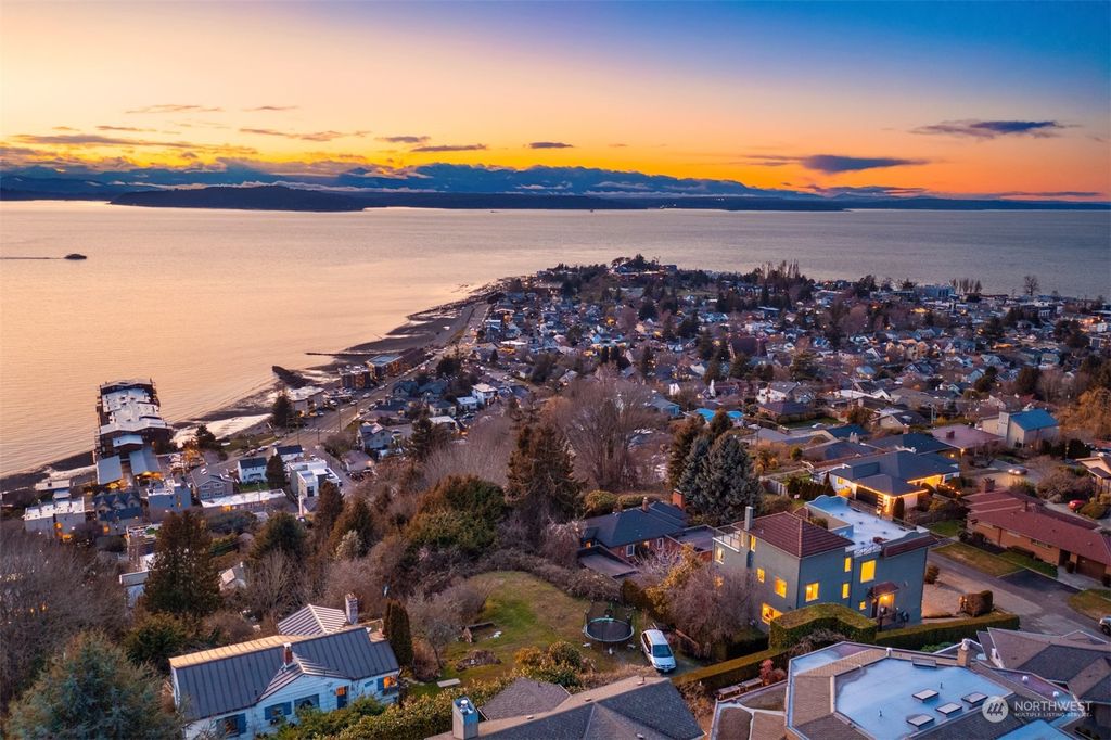 Photo of 5767 SW Orleans Street, Seattle, WA 98116 (MLS # 2039786)