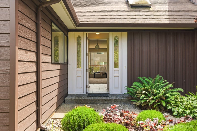 2406 Emerald Drive