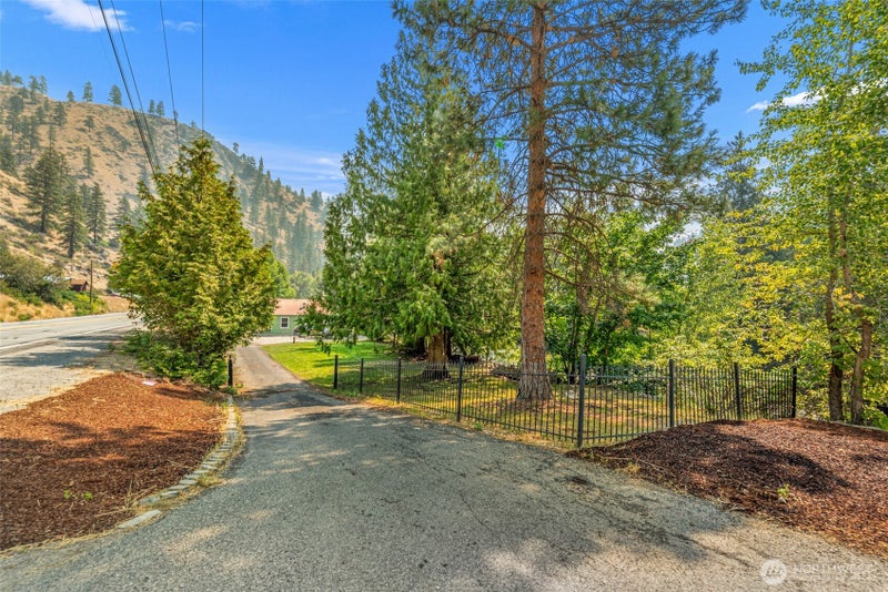 8811 Entiat River Road