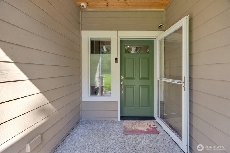 15705 99th Drive NE