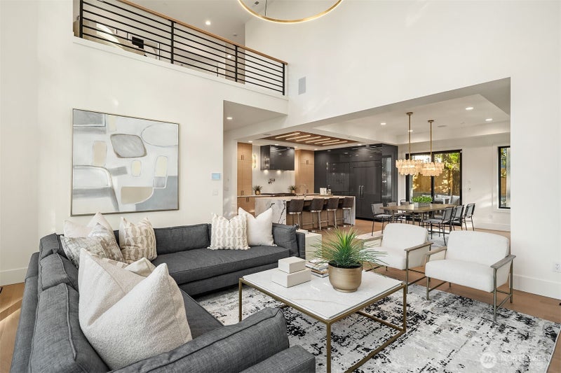 30 Enatai Drive
