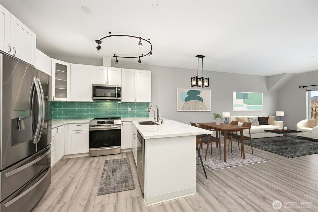 Photo of 1736 10th Avenue NE #C208, Issaquah, WA 98029 (MLS # 2471006)