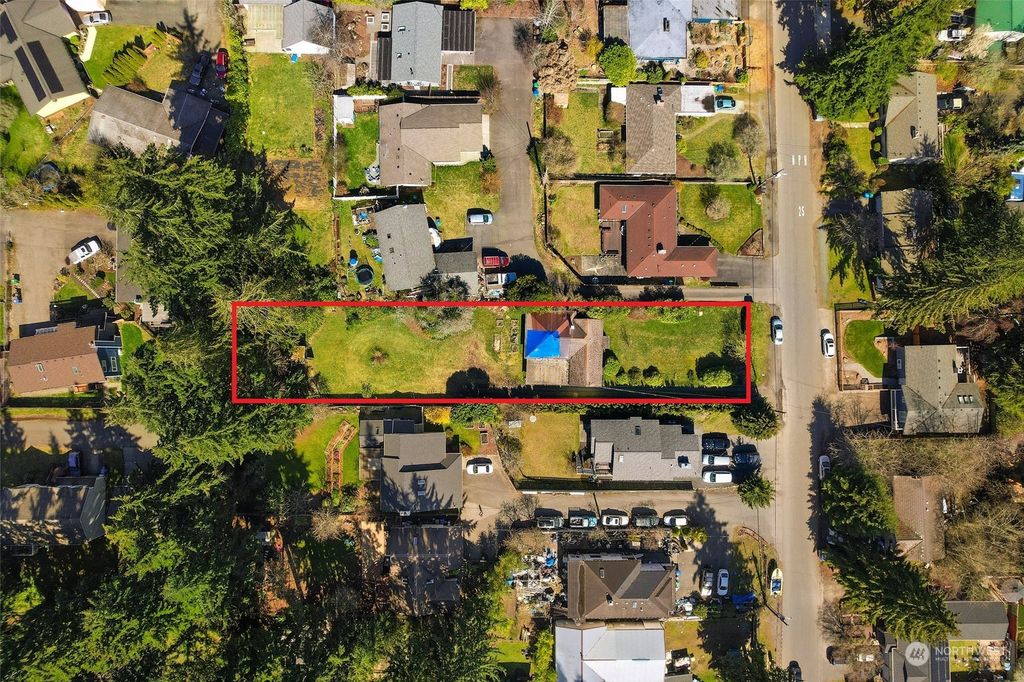 Photo of 17825 Wallingford Avenue N, Shoreline, WA 98133 (MLS # 2050432)