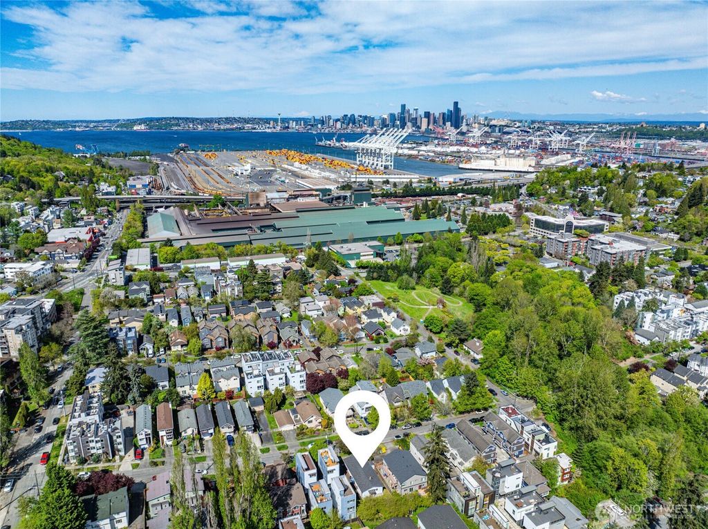 Photo of 2827 SW Nevada Street, Seattle, WA 98126 (MLS # 2512851)