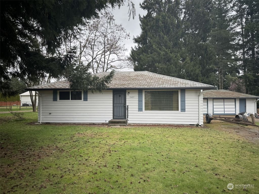 Photo of 11425 44th Drive NE, Marysville, WA 98271 (MLS # 2222350)
