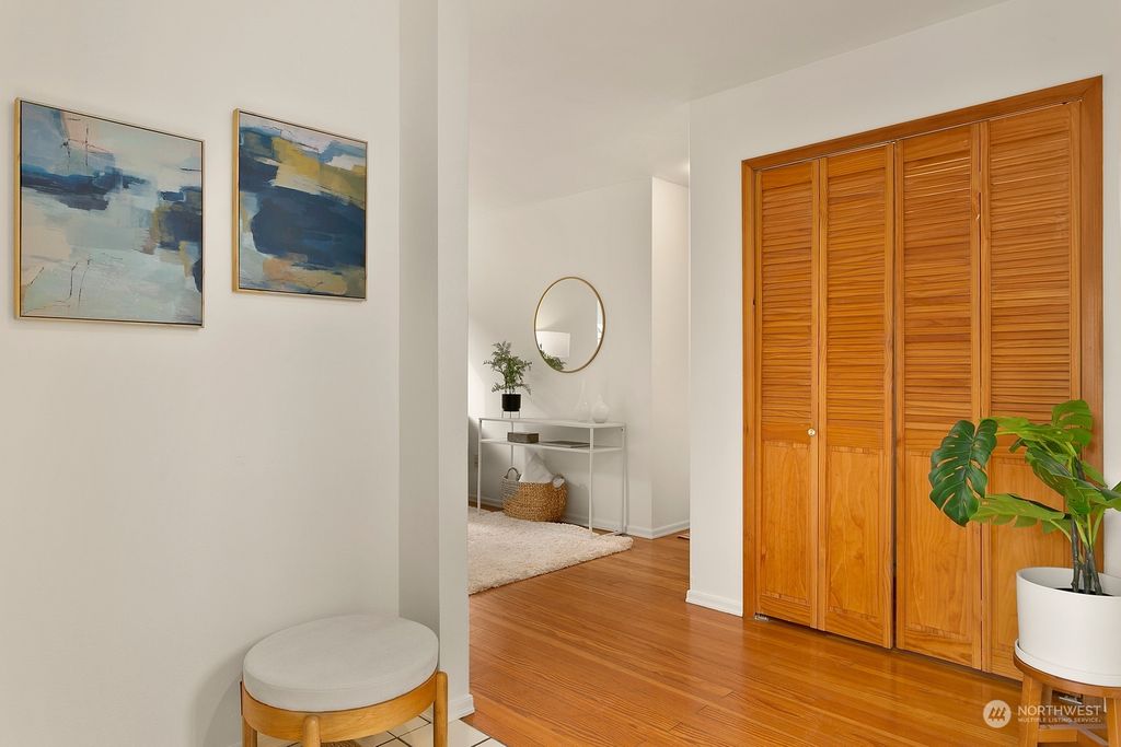 Photo of 2838 SW Dakota Street, Seattle, WA 98126 (MLS # 1996073)