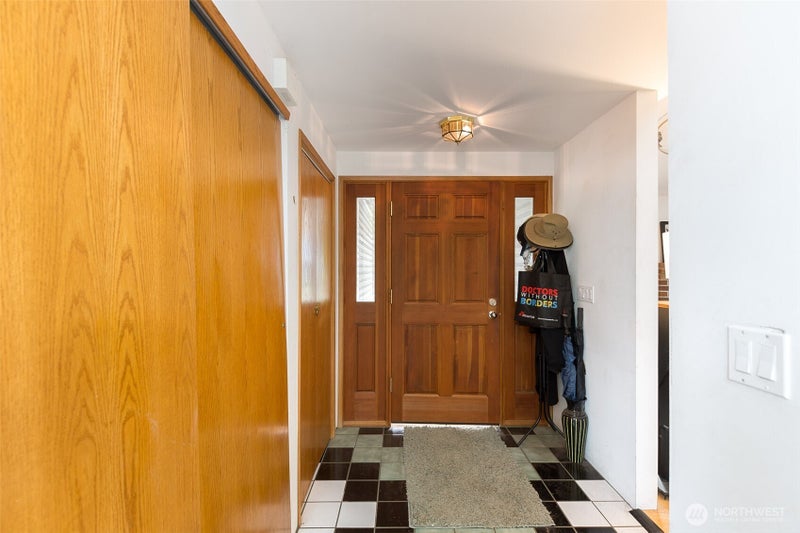 120 Sunland Drive