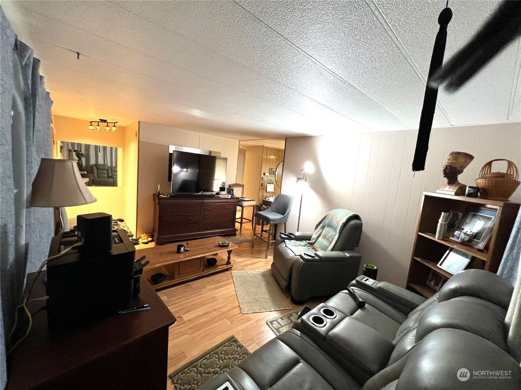Photo of 3231 S 181st Street #91, SeaTac, WA 98188 (MLS # 2047664)
