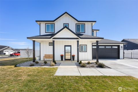 Photo of 2376 Chelan Street, Ephrata, WA 98823 (MLS # 2496849)