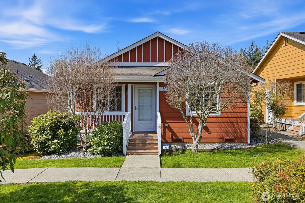 Photo of 1304 Wildflower Way, Sedro Woolley, WA 98284 (MLS # 2510557)