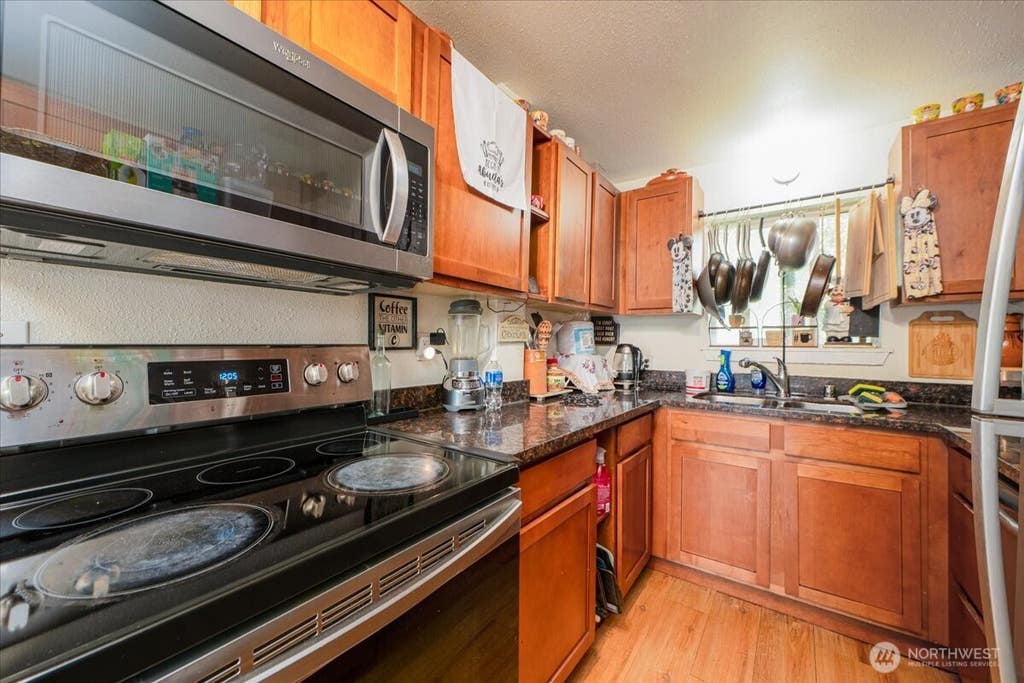 Photo of 1931 McDougall Avenue, Everett, WA 98201 (MLS # 2542840)