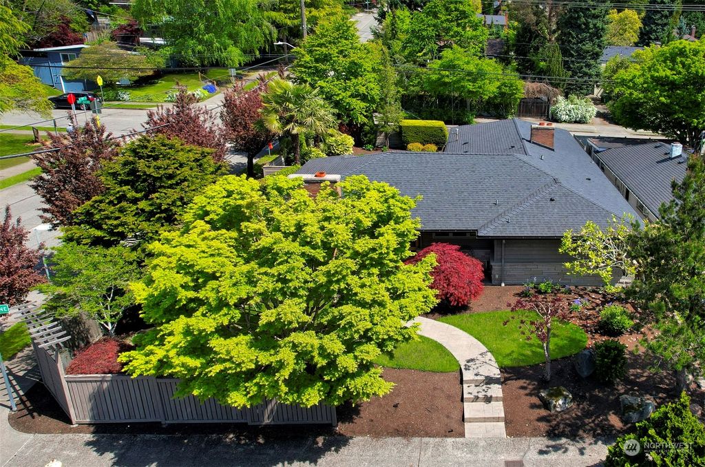 Photo of 6852 44th Place NE, Seattle, WA 98115 (MLS # 2067235)