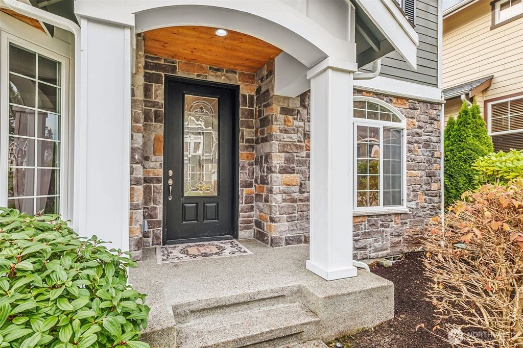 Photo of 4920 69th Avenue Ct W, University Place, WA 98467 (MLS # 2459688)