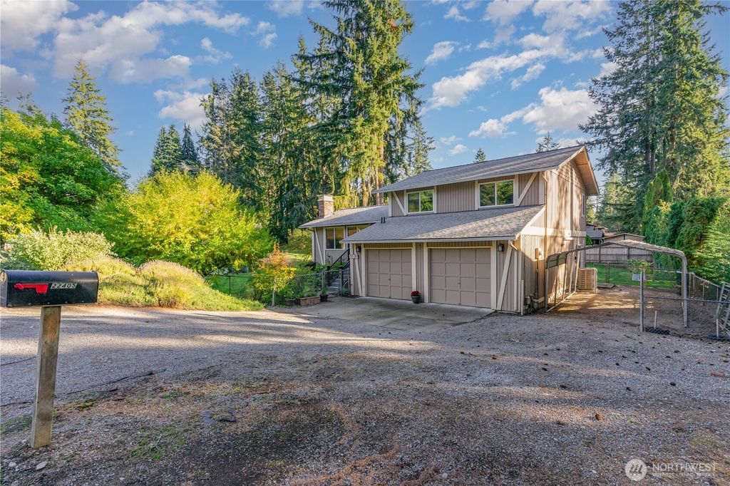 Photo of 22405 SE 321st Street, Kent, WA 98042 (MLS # 2423520)