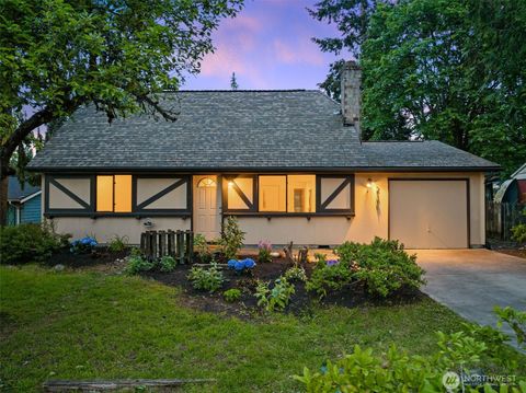Photo of 21701 53rd Avenue W, Mountlake Terrace, WA 98043 (MLS # 2529287)