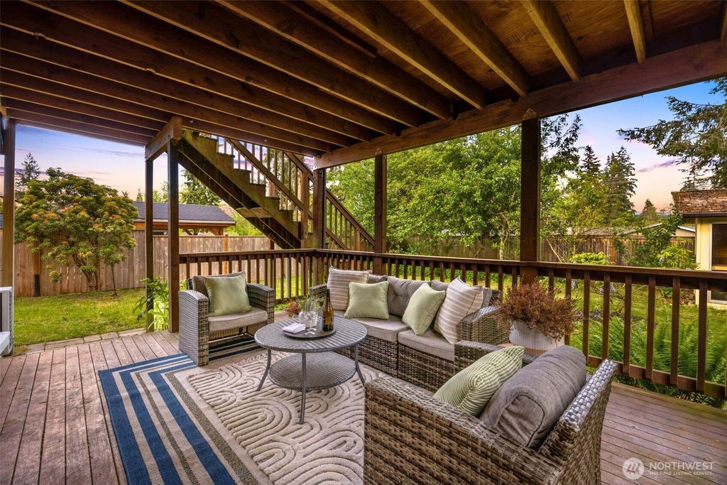 Photo of 21701 53rd Avenue W, Mountlake Terrace, WA 98043 (MLS # 2529287)