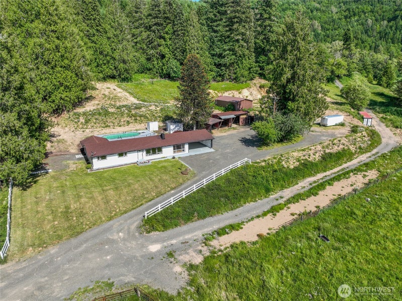 8442 US Highway 12