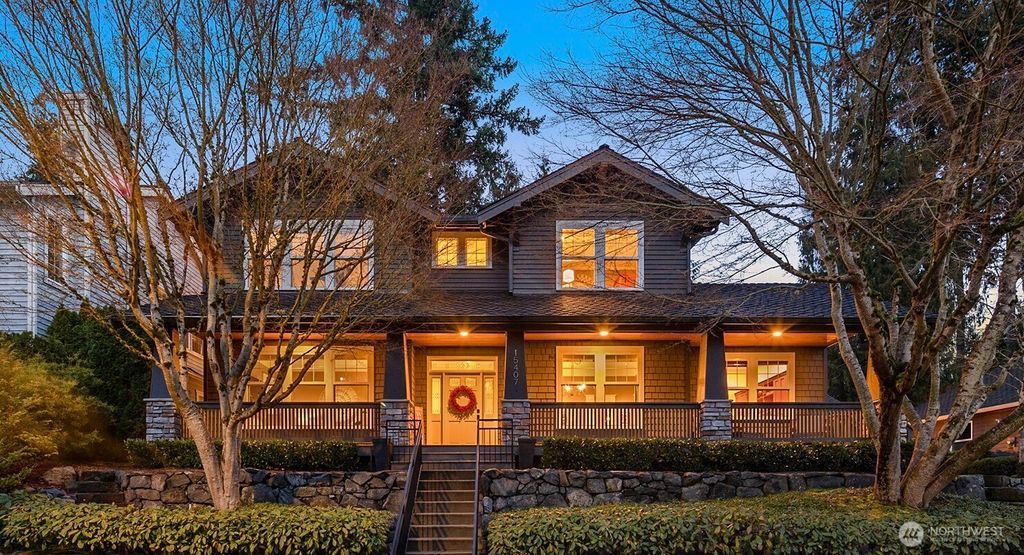 Photo of 15407 14th Drive SE, Mill Creek, WA 98012 (MLS # 2477589)