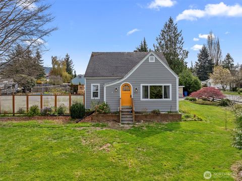 Photo of 313 W State Street, Sedro Woolley, WA 98284 (MLS # 2503079)