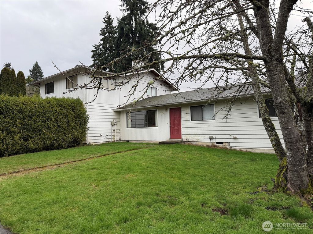 Photo of 8209 NE 144th Street, Kirkland, WA 98034 (MLS # 2481044)