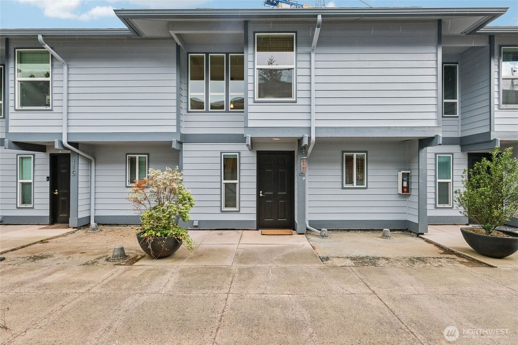 Photo of 10001 NE 12th Street #116, Bellevue, WA 98004 (MLS # 2505848)