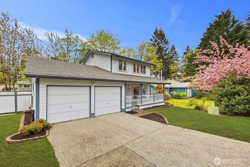 Photo of 11817 SE 322nd Place, Auburn, WA 98092 (MLS # 2511569)