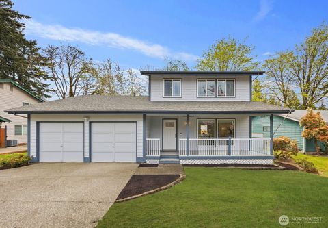 Photo of 11817 SE 322nd Place, Auburn, WA 98092 (MLS # 2511569)