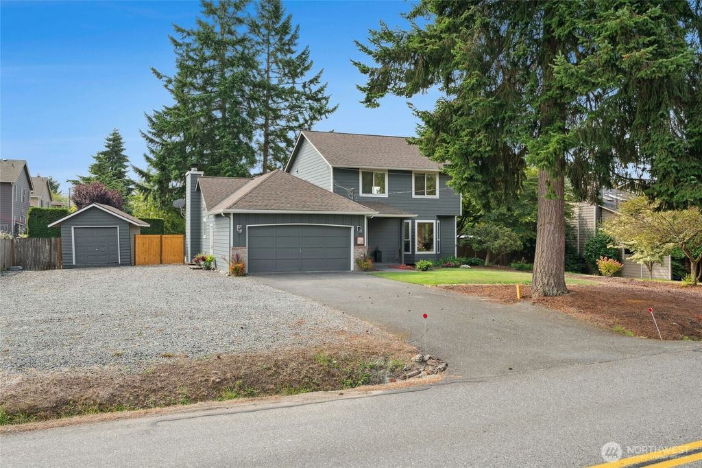 Photo of 1132 Crawford Rd Rd, Lynnwood, WA 98036 (MLS # 2442337)