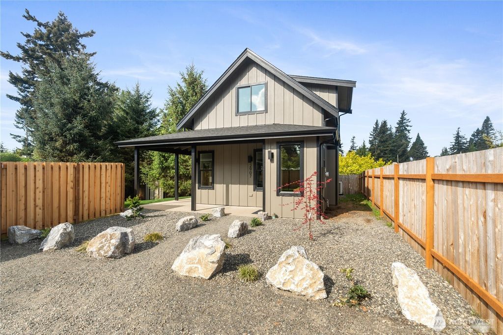 Photo of 2907 Cedarwood Avenue, Bellingham, WA 98225 (MLS # 2532179)