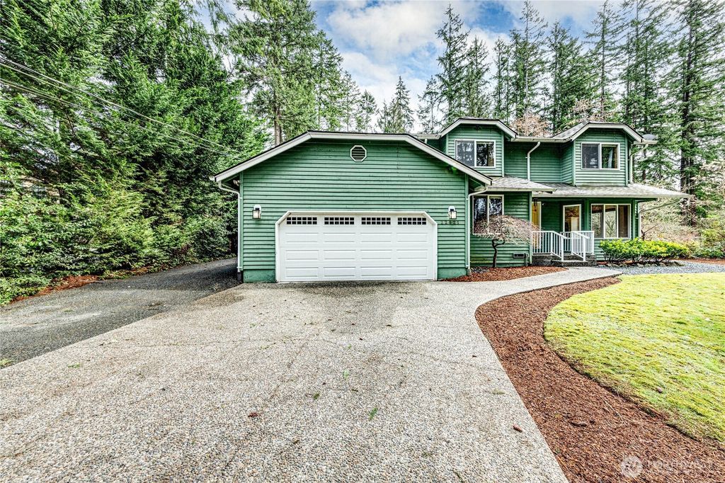 Photo of 22621 95th Avenue SE, Woodinville, WA 98077 (MLS # 2492521)