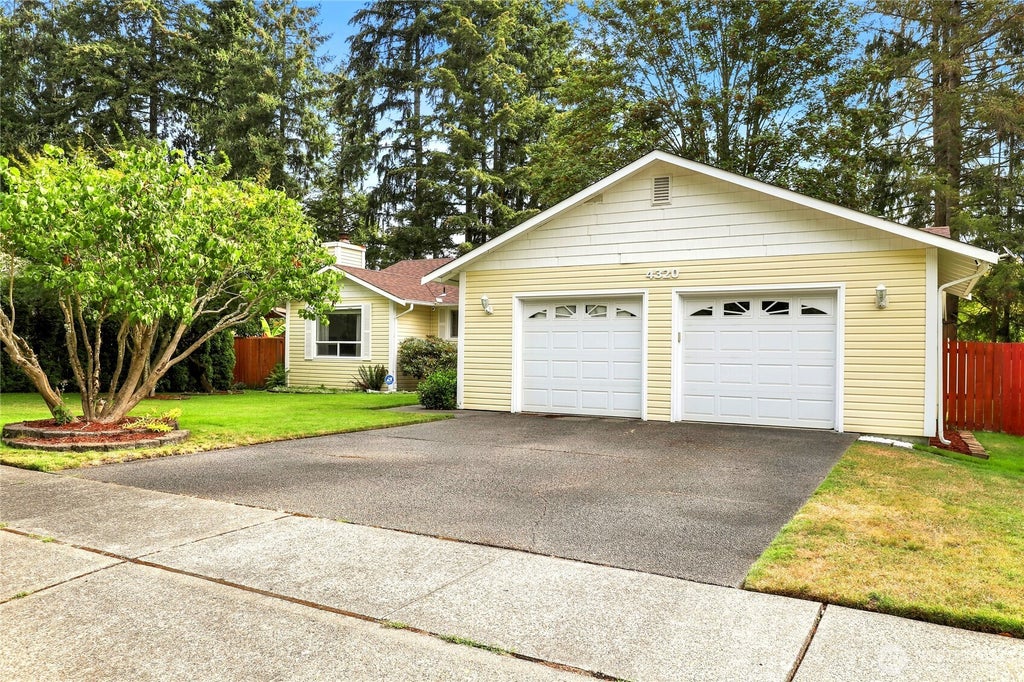 Photo of 4320 Wellington Loop SE, Lacey, WA 98503 (MLS # 2576834)