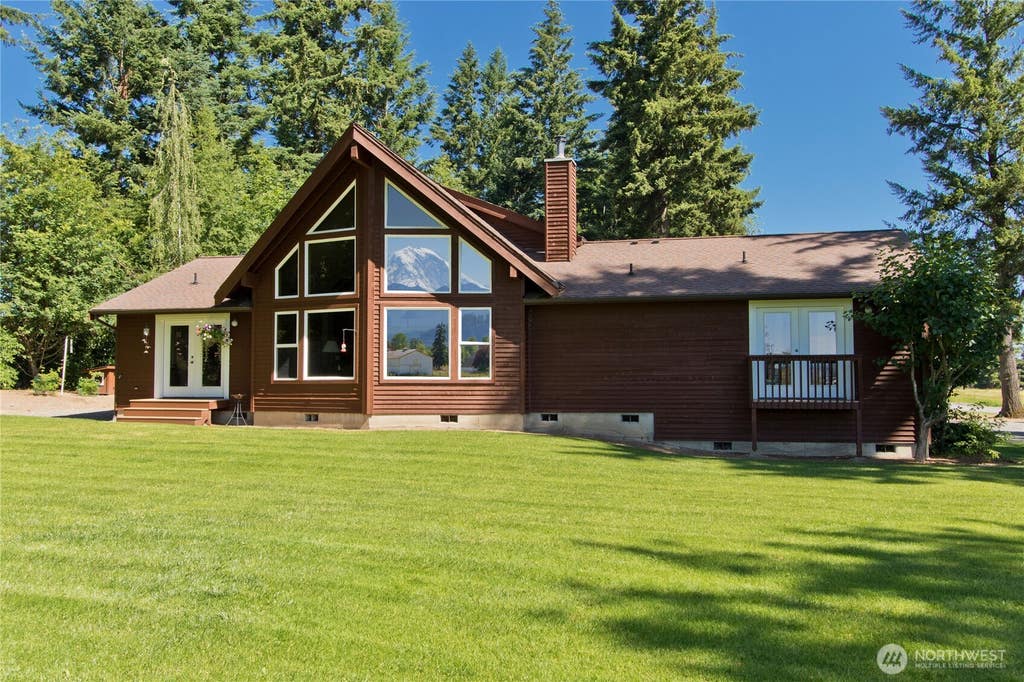 Photo of 24117 SE 440th Street, Enumclaw, WA 98022 (MLS # 2566122)