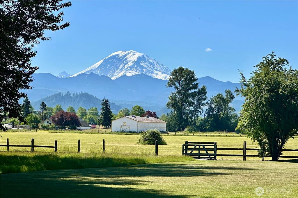 Photo of 24117 SE 440th Street, Enumclaw, WA 98022 (MLS # 2566122)