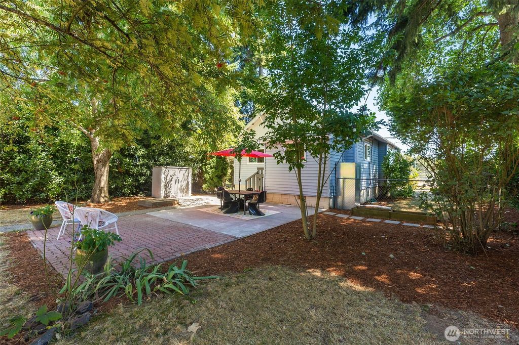 Photo of 7217 12th Avenue SW, Seattle, WA 98106 (MLS # 2410349)