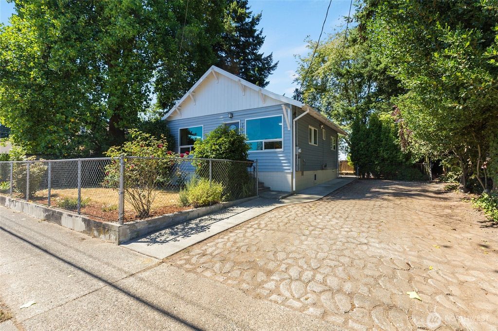Photo of 7217 12th Avenue SW, Seattle, WA 98106 (MLS # 2410349)