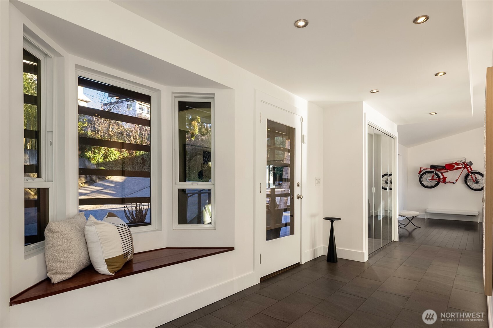 15733 25th Avenue SW